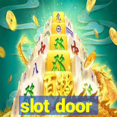 slot door