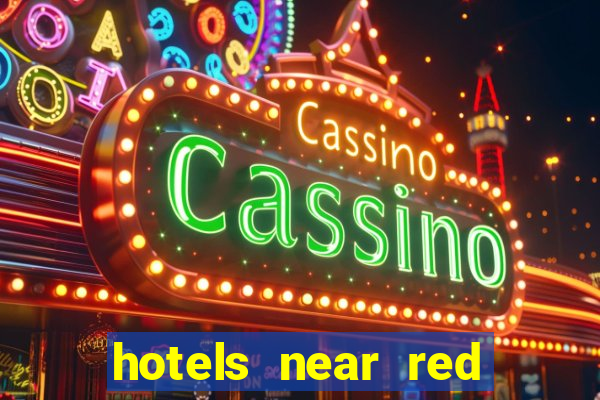 hotels near red hawk casino