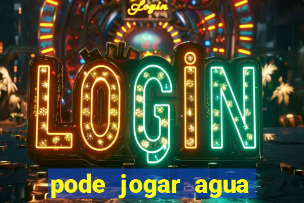 pode jogar agua quente no vaso