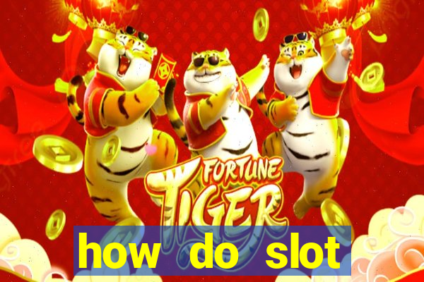 how do slot machines pay out