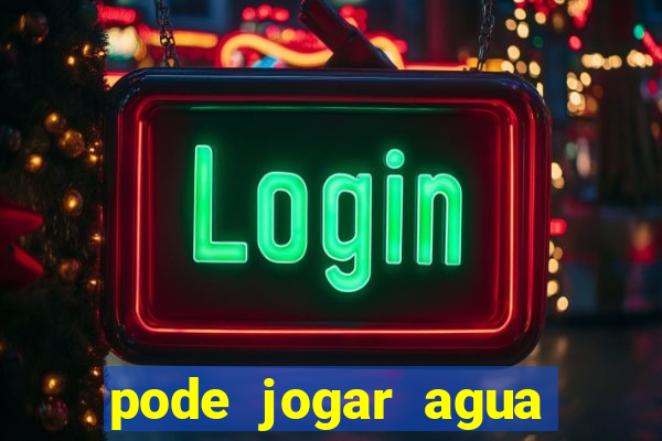 pode jogar agua quente na privada