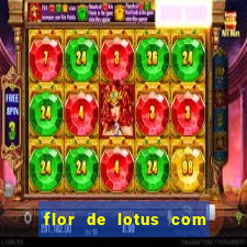 flor de lotus com lua tatuagem